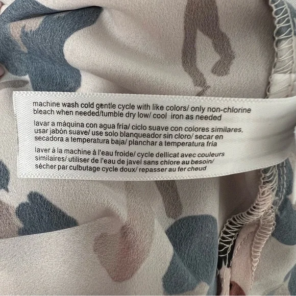 Eloquii Panthera Button Down w/ Ruffle Neck - NWT - Picture 15 of 15